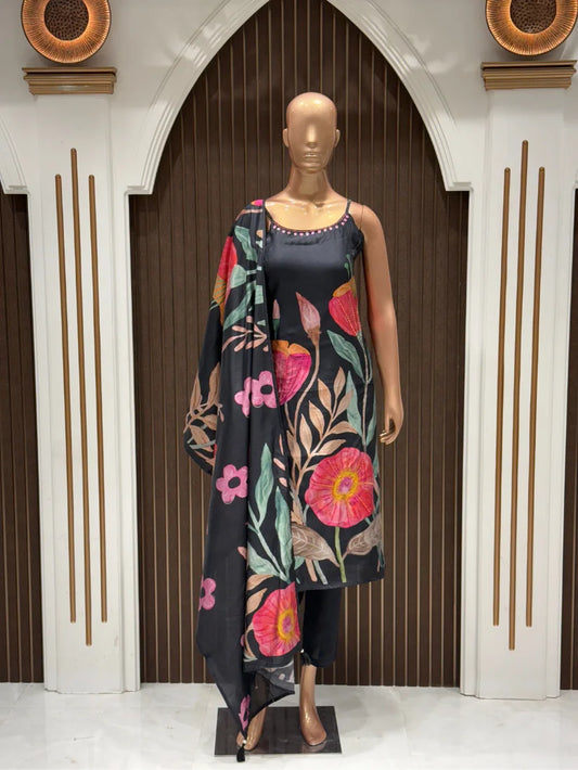 Midnight Bloom Roman Kurta Set