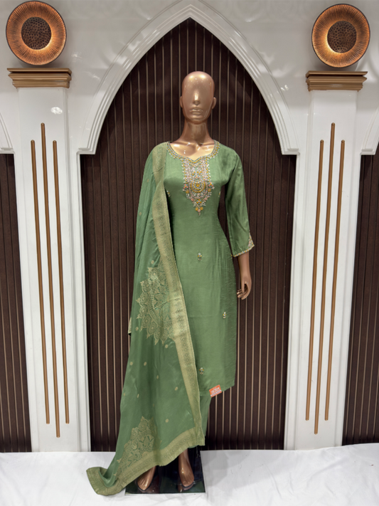 Graceful Green Dola Silk Embroidered Suit Set with Dupatta